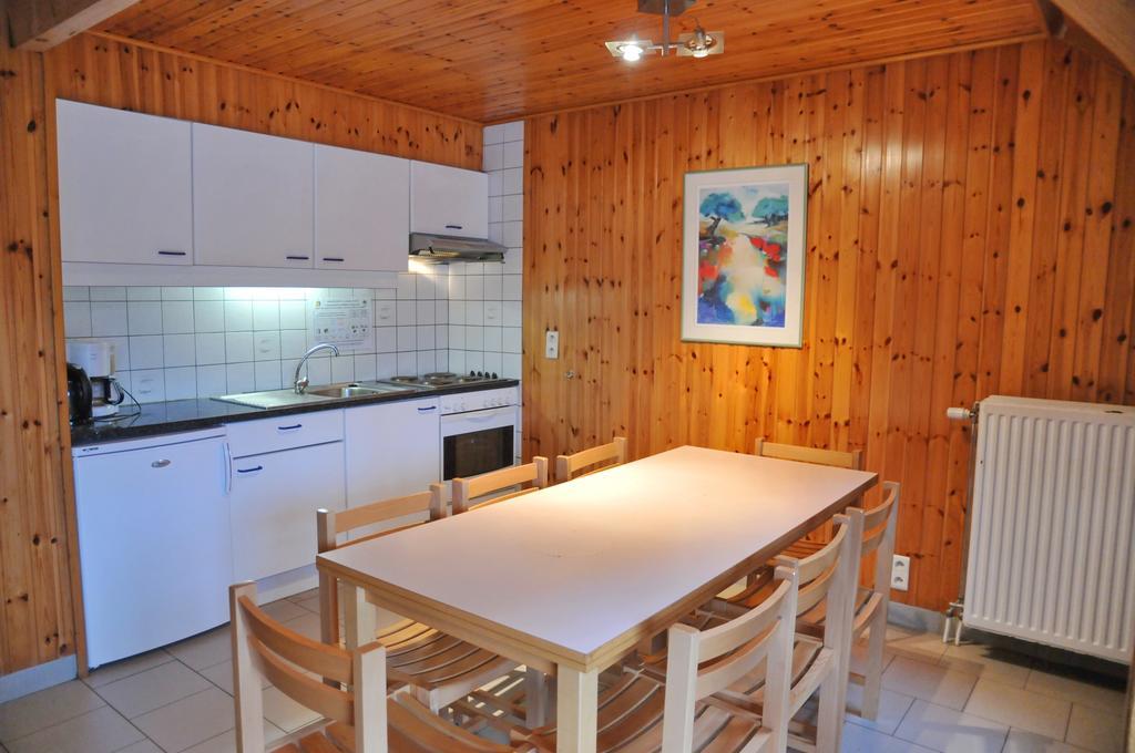 Les Doyards Hotel Vielsalm Bilik gambar